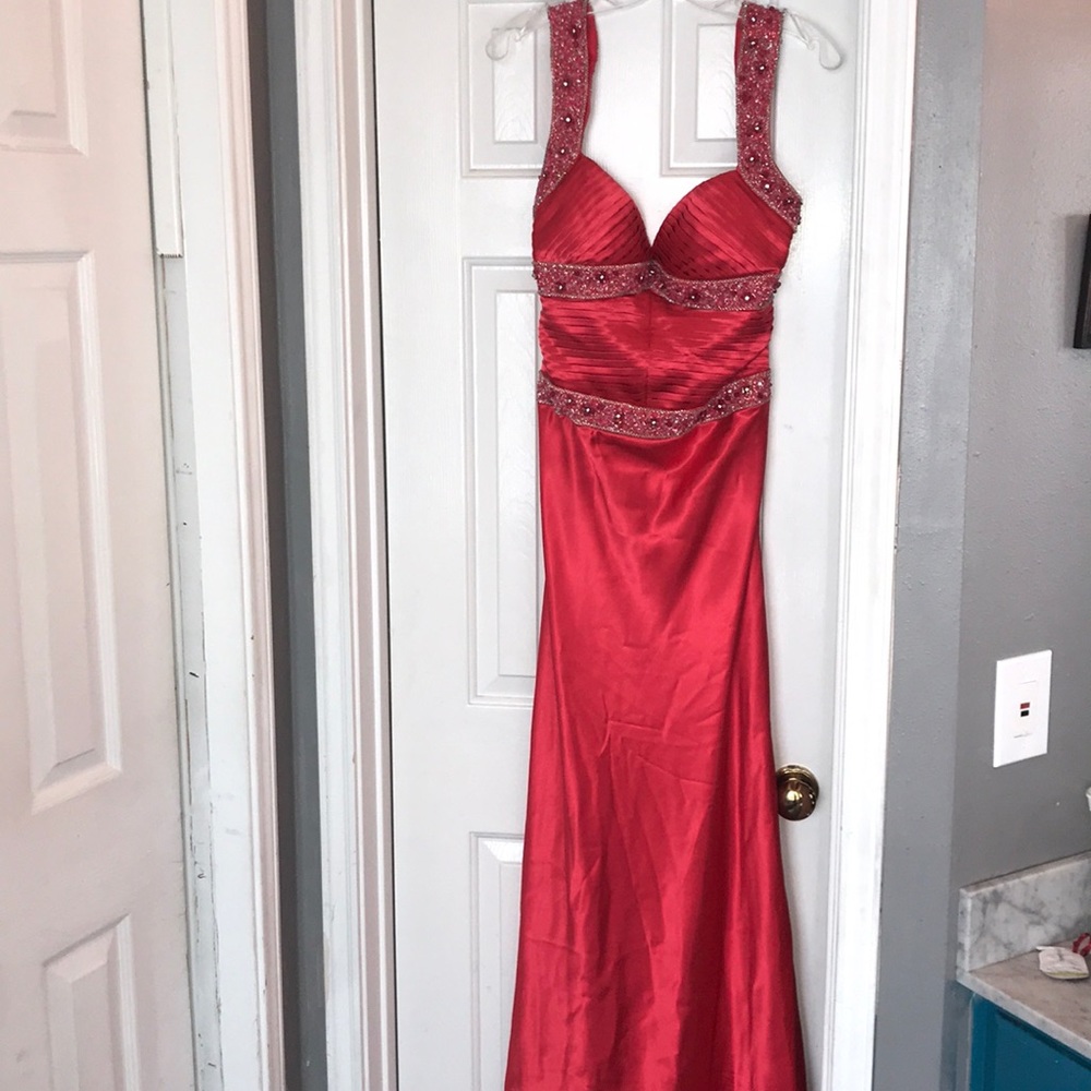 Ball gown dress